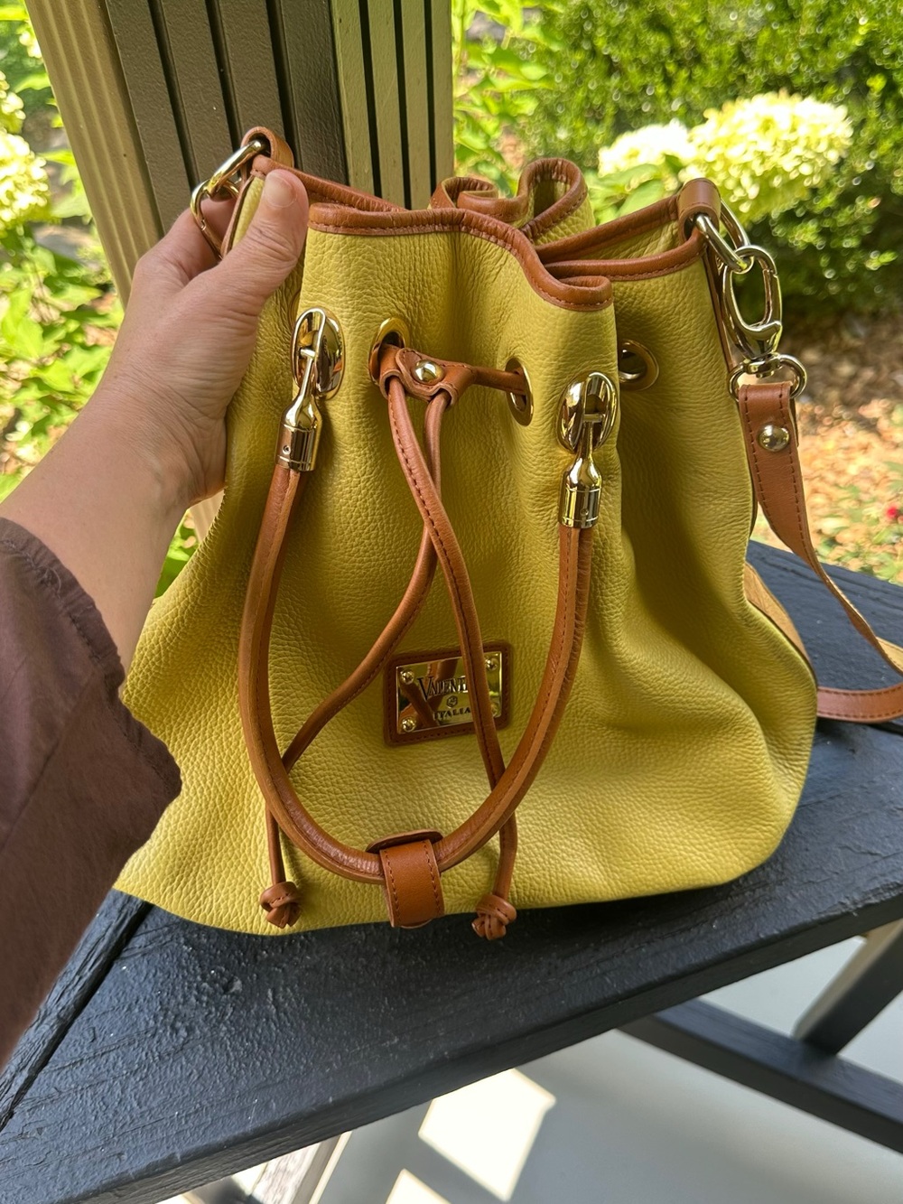 Valentina Italia Yellow Leather Drawstring Shoulder Bag with Brown Trim - Picture 4 of 13